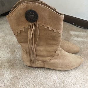 Dingo light tan fringe western boots